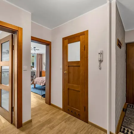 Апартаменты Praga Poludnie - 57m2, Balcony - By Rentujemy Варшава