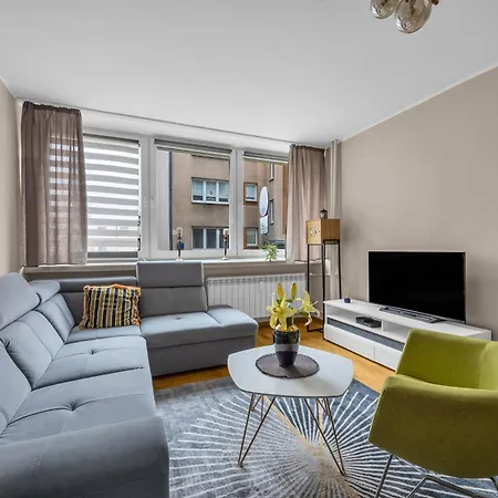 Praga Poludnie - 57m2, Balcony - By Rentujemy Varsovia