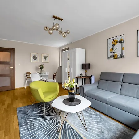 아파트 Praga Poludnie - 57m2, Balcony - By Rentujemy